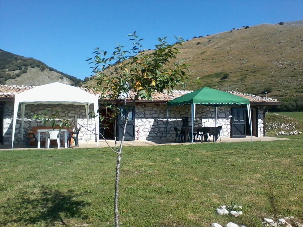 Chalet Vista Lago San Gregorio  Exterior photo